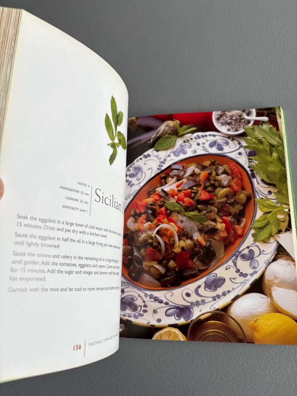 Simply Delicious Vegetarian cookbook Carla Bardi  EUC